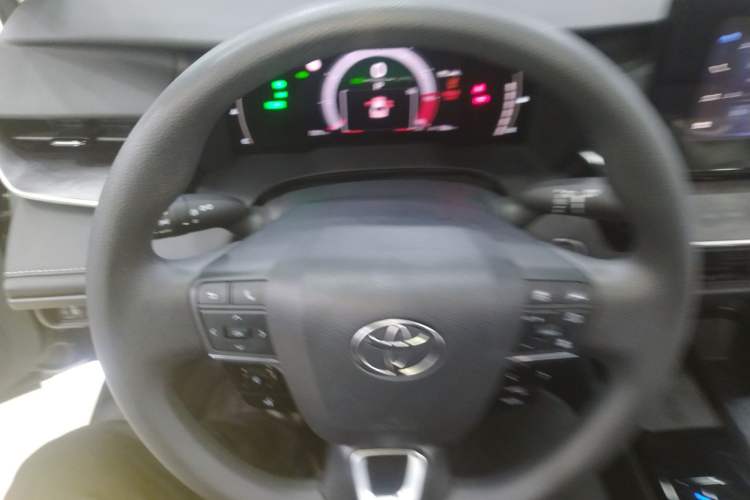 Used Toyota Camry 2024 Dual-Motor 2.0 HE Elite Edition