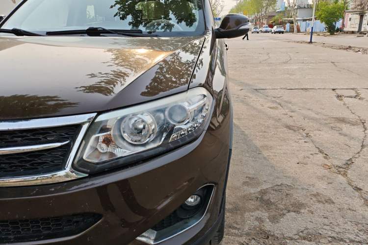 Used Chery Tiggo 5 2014 2.0L Manual - Family Deluxe Edition Left Front Headlight