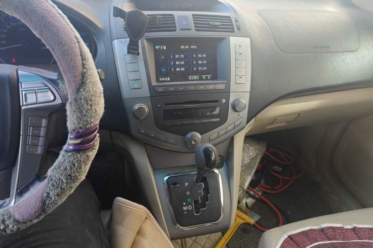 Used BYD S6 2011 2.4L Automatic Luxury Edition
