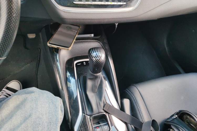 Used Toyota Levin 2021 185T CVT Luxury Edition
