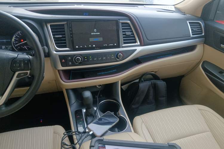 Used Toyota Highlander 2015 2.0T Four-Wheel Drive Elite Edition 7-Seater
