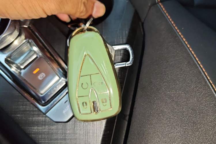 Used CHANGAN UNI-V 2022 1.5T Sport Edition
