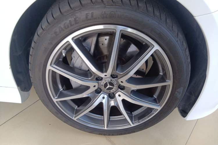 Used Mercedes-Benz E-Class 2023-Year Restyled E 260 Coupe