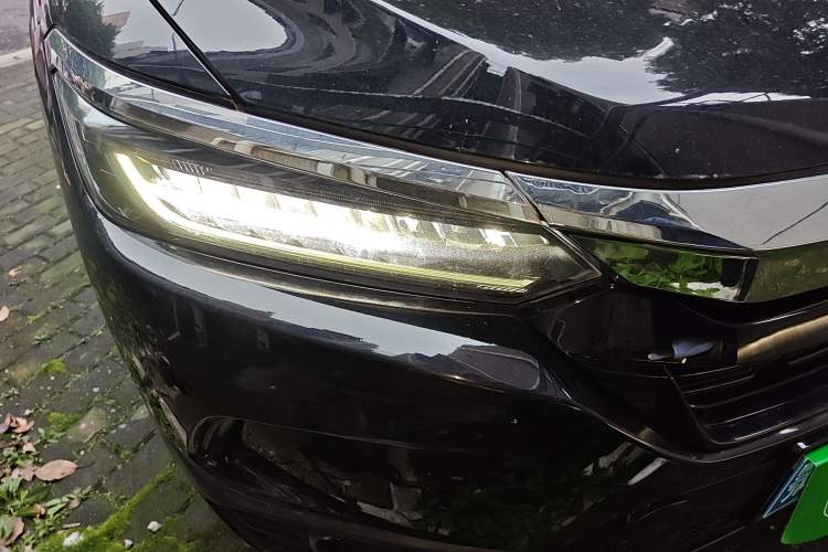 Used Honda Breeze 2021 240TURBO CVT Two-Wheel Drive Smart Enjoyment Version Right Front Headlight