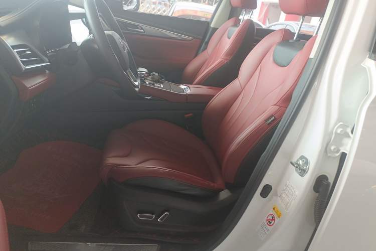 Used CHANGAN CS85 COUPE 2019 1.5T DCT Version China VI Standard
