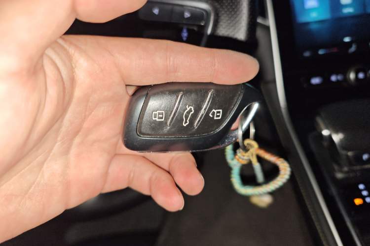 Used Roewe i6 MAX New Energy 2021 EV 500 Skyroof Deluxe Edition
