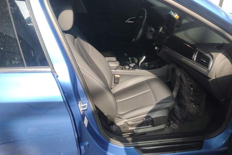 Used BMW 1 Series 2020 120i Fashion Model Right Front Seat