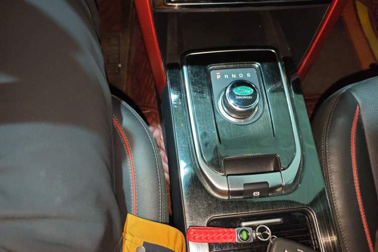 Used Land Rover Discovery Sport 2019 240 PS SE Dynamic Version China V Standard Gear Lever