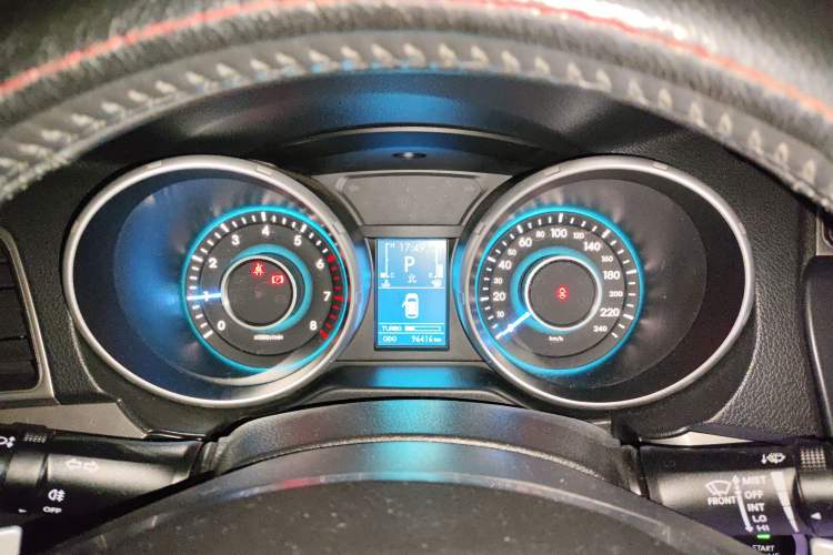 Used BAIC Senova X65 2015 2.0T Automatic Elite Model