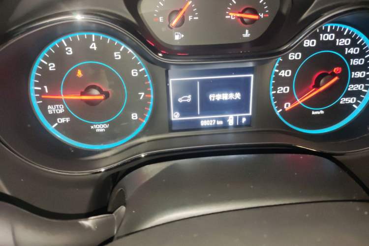 Used Chevrolet Cruze 2018 320 Automatic Xuanfeng Urban Edition Odometer Close Up
