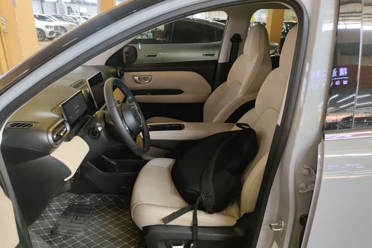 Used Wuling Bingo PLUS 2024 510 km Flagship Edition Four-Seater Version