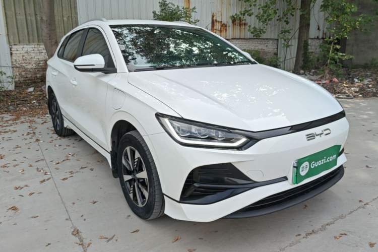 Used BYD e2 2023 Luxury Model Front Right 45 Deg