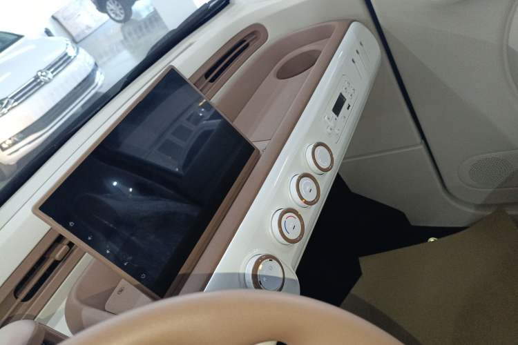 Used Bestune Pony 2026 222km Colorful Horse