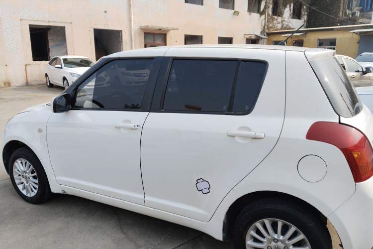 Used Suzuki Swift 2014 1.3L Manual Standard Edition
