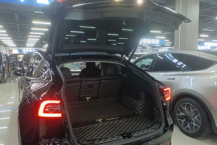 Used Tesla Model Y 2022 Rear-Wheel-Drive Version