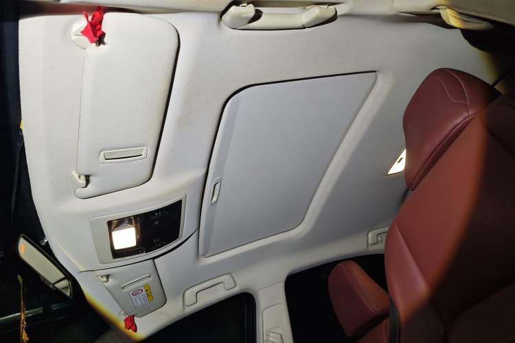 Used Lexus NX 2016 200 All-Wheel Drive FENGSHANG Version Headliner