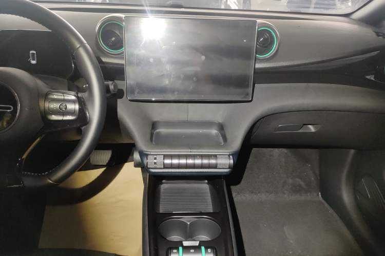 Used BYD Dolphin 2024 Honor Edition 420km Fashion Version
