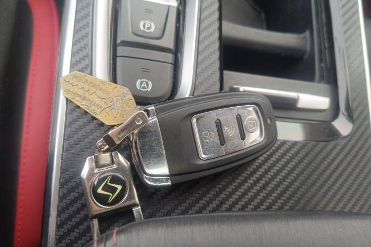 Used SOL X8 2021 300T DCT Panoramic Luxury Edition 5 Seats