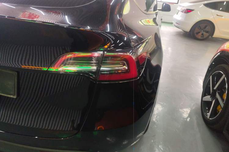 Used Tesla Model Y 2024 Rear-Wheel-Drive Version Right Rear Taillight