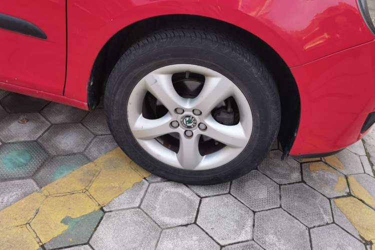 Used Skoda Fabia 2011 1.6L Manual Cool Black Edition
