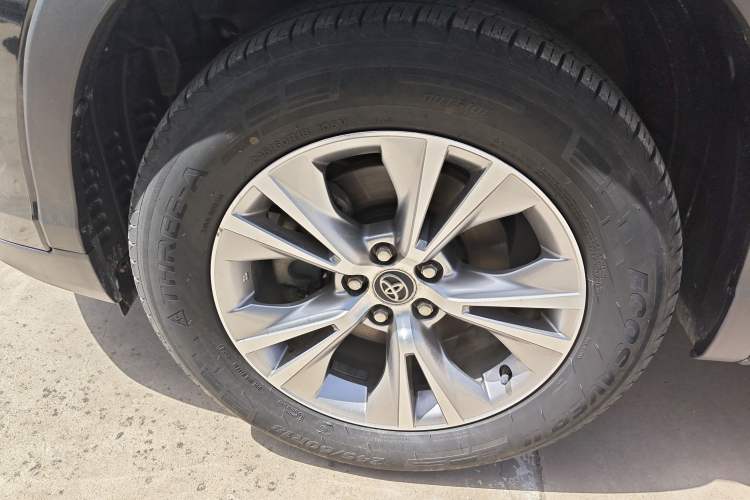 Used Toyota Highlander 2018 2.0T Four-Wheel Drive Elite Edition 7 Seats China V Standard
