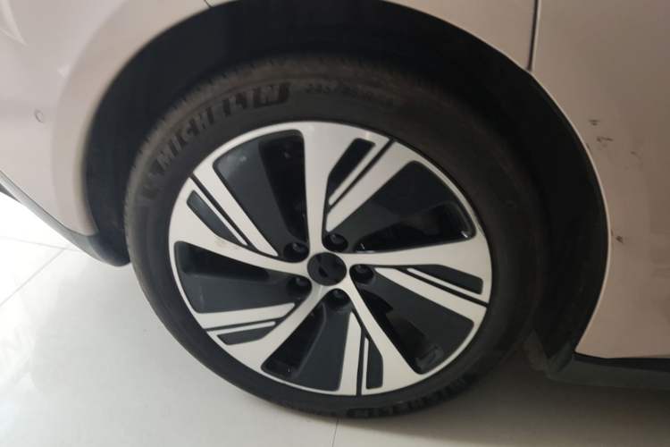 Used Nio ET5 2024 75 kWh
