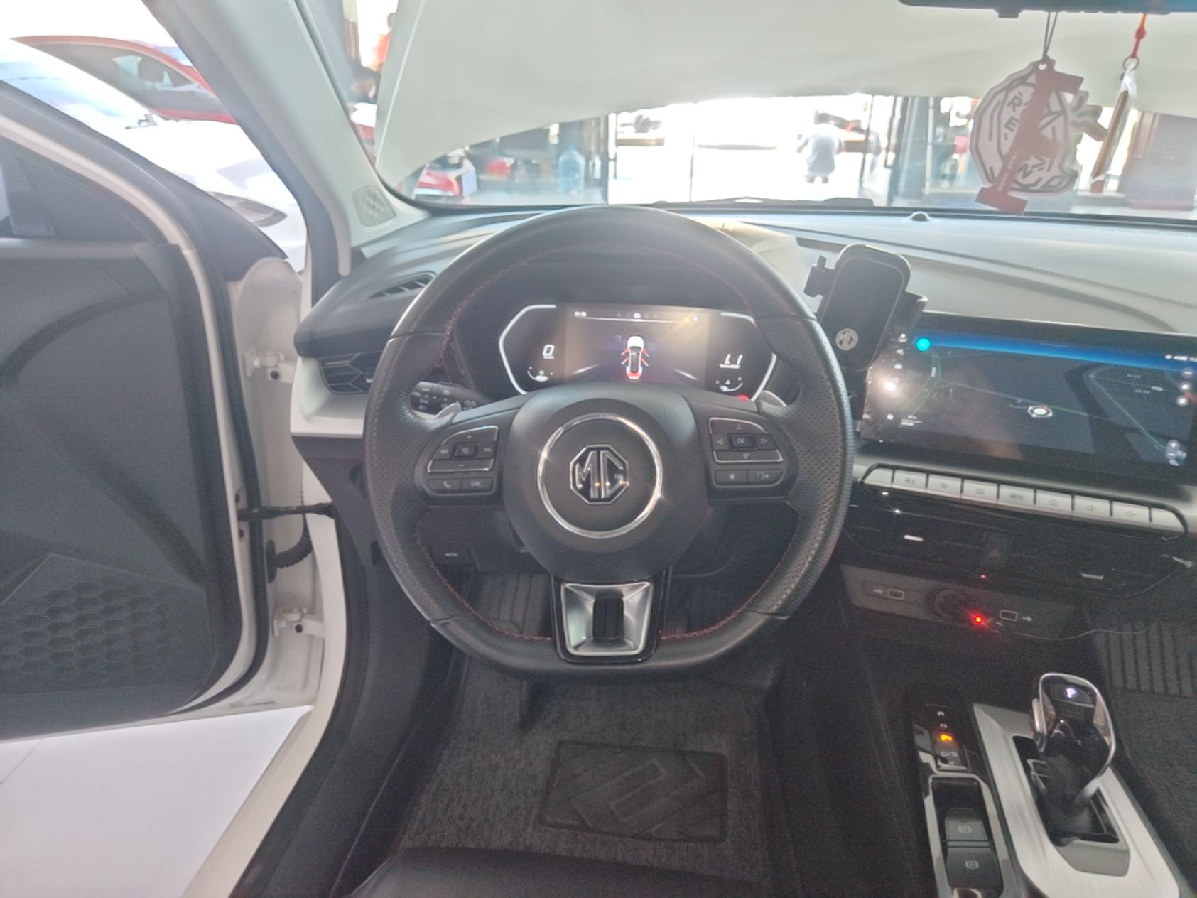 MG 5 2022 300TGI DCT Chao Yue Luxury Edition — снимка 13
