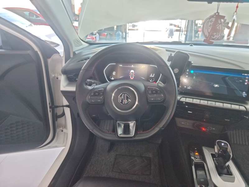 Used MG 5 2022 300TGI DCT Chao Yue Luxury Edition — 10
