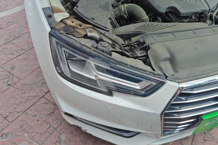 Used Audi A4L 2019 40 TFSI Ambition China VI
