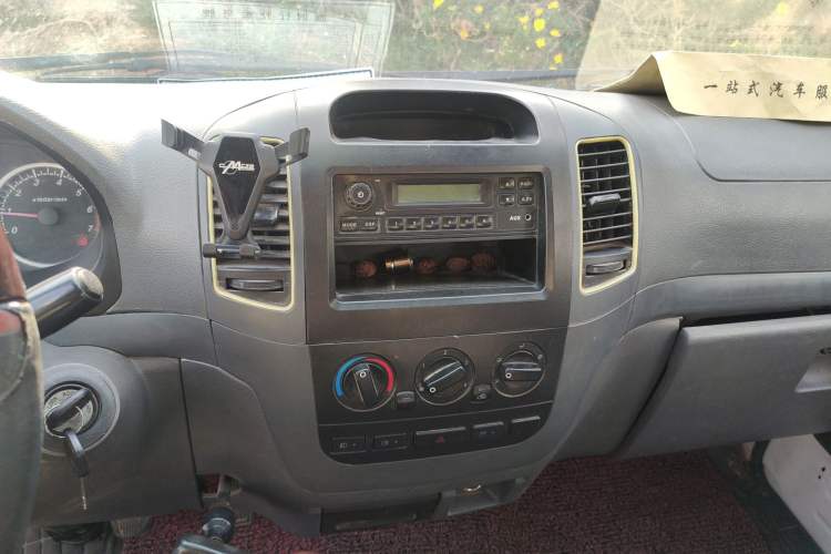 Used Foton Scenic 2014 2.0L Express Classic Short-Wheelbase High-Roof 491EQ4A
