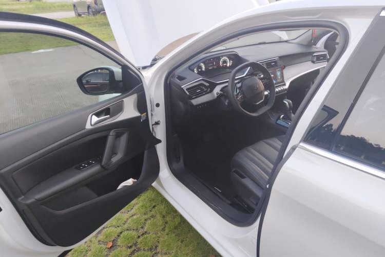 Used Peugeot 408 2022 1.6T Dream Edition
