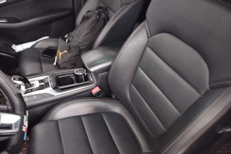 Used MG HS 2019 20T Automatic Two-Wheel Drive Luxury Edition China VI Standard Left Front Seat