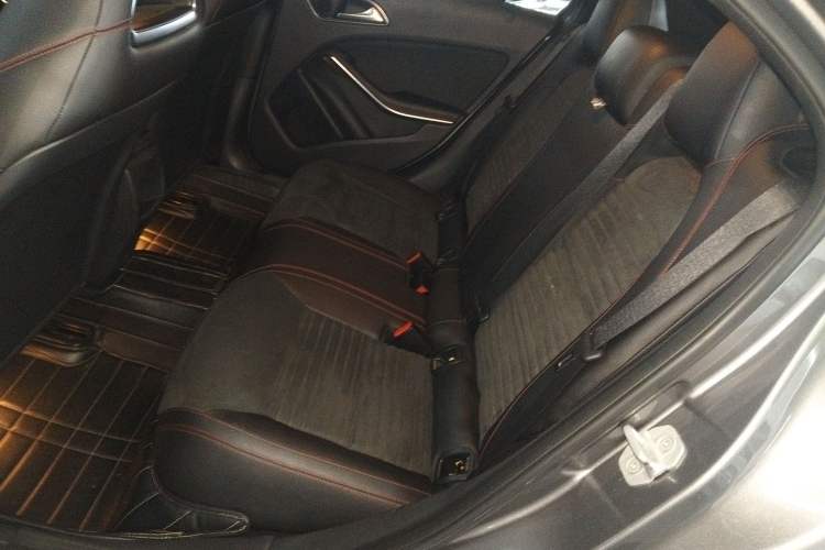 Used Mercedes-Benz A-Class 2015 A 200 Sport Edition Left Rear Seat