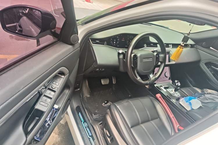 Used Land Rover Range Evoque 2020 249 PS R-DYNAMIC S Sport Edition Driver Seat