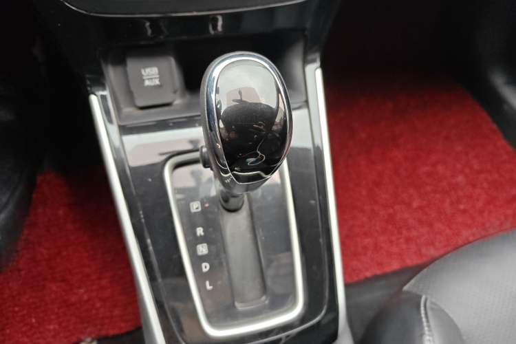 Used Nissan Sylphy 2018 1.6XV CVT Deluxe Edition Gear Lever