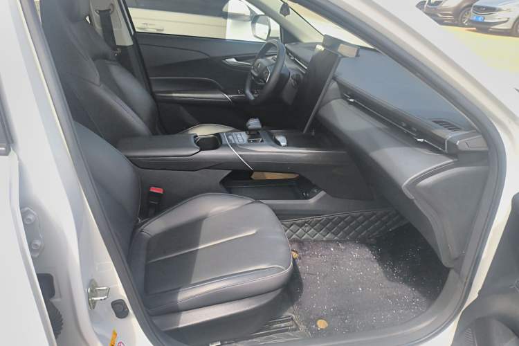 Used CHANGAN Eado DD 2023 Blue Whale NE 1.5T GDI DCT Luxury Edition Right Front Seat