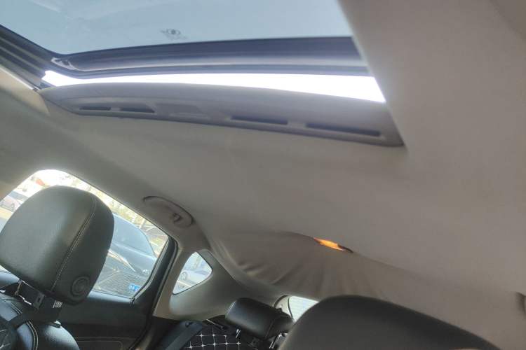 Used Buick GT 2010 XT 1.6T Fashion Sport Edition Headliner