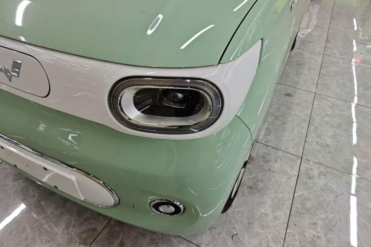 Used Wuling Hongguang MINIEV 2024 3rd Generation 215km Advanced Version Left Front Headlight
