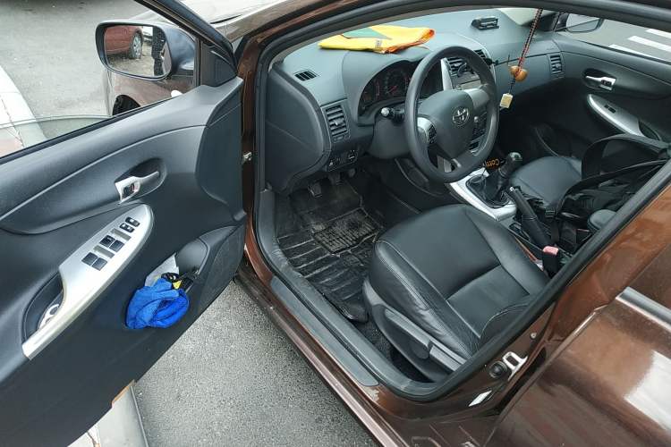 Used Toyota Corolla 2013 Special Edition 1.6L Manual – Cool GL Model
