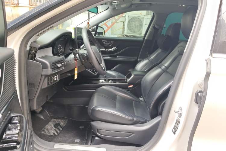 Used Lincoln Corsair 2020 2.0T Two-Wheel Drive Luxury Edition
