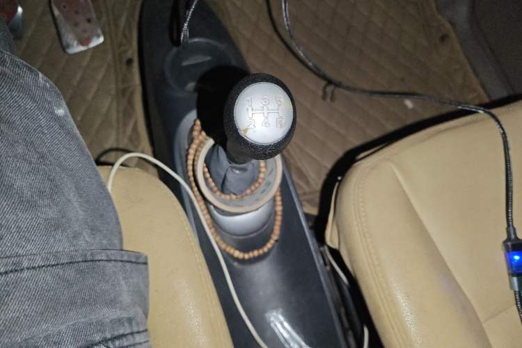 Used Suzuki Wagon R 2010 e 1.4L Manual ES Economy Model Gear Lever