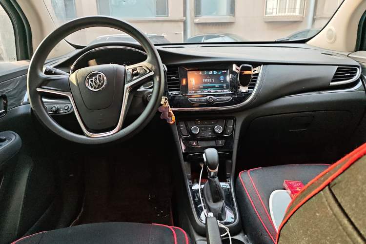Used Buick Encore 2018 18T Automatic Two-Wheel Drive Urban Leading Model
