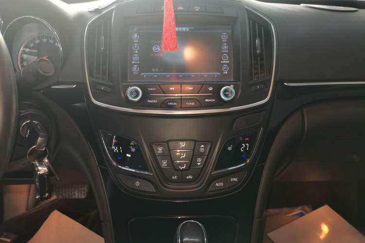 Used Buick Regal 2014 1.6T Fashionable Tech Edition
