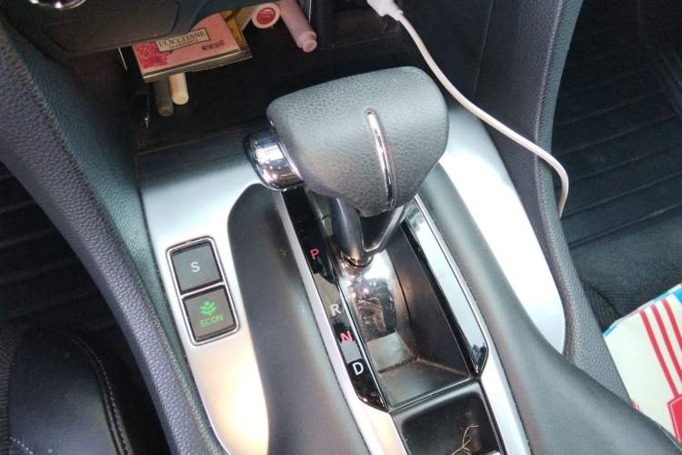 Used Honda Avancier 2019 240TURBO Two-Wheel Drive Elite Edition Gear Lever