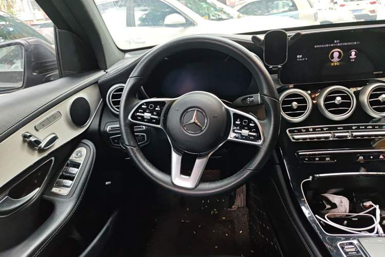 Used Mercedes-Benz GLC 2021 GLC 260 L 4MATIC Dynamic Edition
