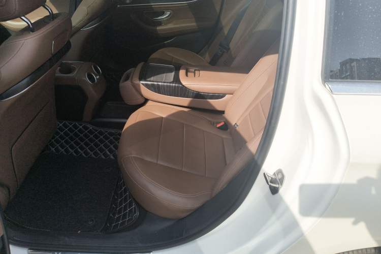 Used Mercedes-Benz E-Class 2020 E 300 L Sporty and Stylish Model