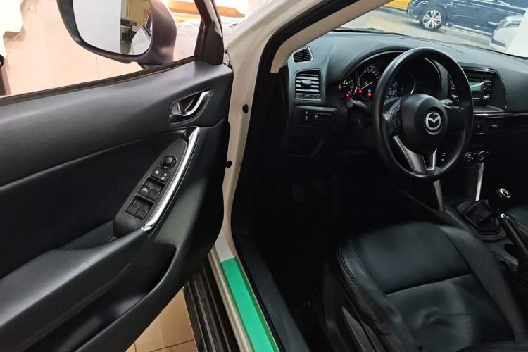 Used Mazda CX-5 2015 2.0L Manual Two-Wheel Drive Comfort Version
