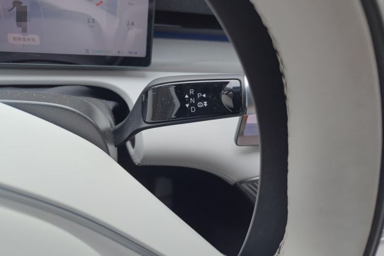 Used XPeng X9 2024 610 Long-Range Pro Gear Lever