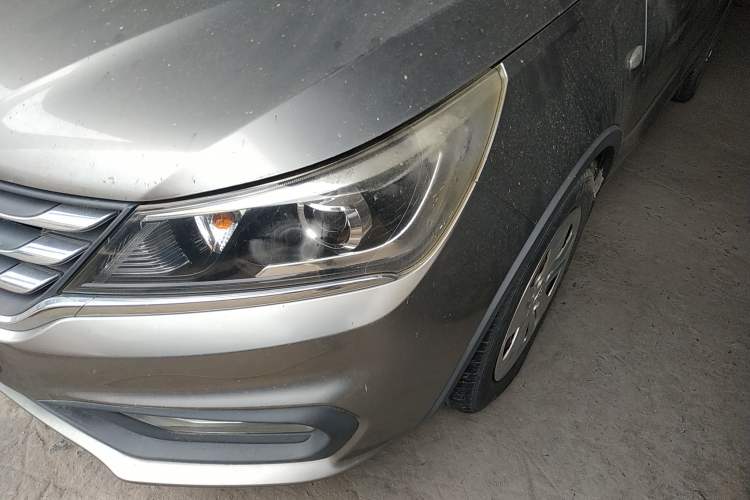 Used Baojun 310W 2017 1.5L Manual Comfort Version China V
