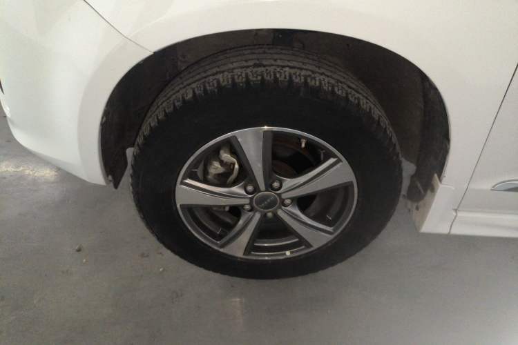 Used Haval H6 2016 Upgraded Model 1.5T Automatic Two-Wheel Drive Elite Version
